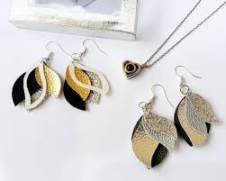 Download How To Make Cricut Earrings Free Cricut Earrings Svg Included