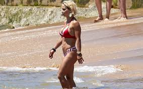 Seraphim posted a video 3 years, 8 months ago. Luciana Abreu Exibe Corpo De Sonho Na Praia Ao Lado Das Filhas Vip Pt