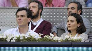 Check spelling or type a new query. Bimba Lola Duelo De Primas Adriana Dominguez Ad Se Mide Con Maria Y Uxia Bimba Y Lola