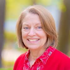 Vicki Oldham, Broker