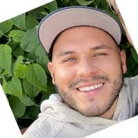 Lorenzo Loya's Instagram, Twitter & Facebook