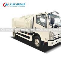 China ISUZU FRR 6000 Liters Fuel Refilling Truck With Double ...