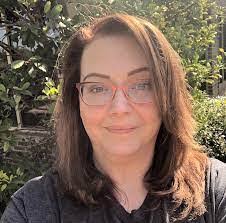 Shelly Wilkins's Instagram, Twitter & Facebook