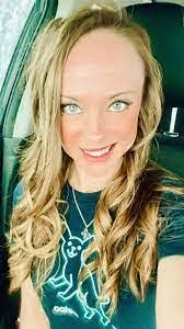 Valerie Hix's Instagram, Twitter & Facebook