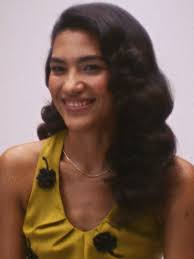 What are you currently in love with? @oliviadeano_ #oliviadean #satc  #haribo #acoupleminutes