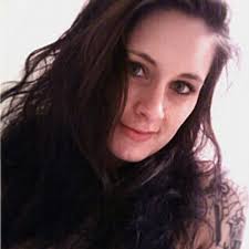 Amanda Coltren's Instagram, Twitter & Facebook