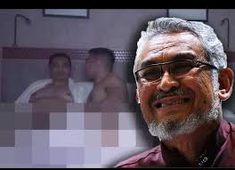 Isn't it a coincidence that such political tactics. Download Video Azmin Haziq Aziz Images