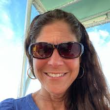 How to keep photos from falling out of visor clips?