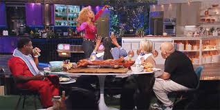 You're in luck, stewart's famous recipes could arrive at your doorstep this year. Vh1 Martha And Snoop Potluck Dinner Party Gif On Gifer By Agamazar