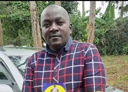 Robert kiruru nyaga,known as makothe in drama circles is a household name within embu county.he is best known for playing the main role in the comedy character of makothe, a highly successful kiembu drama. Ebn Who Knows Makothe This Man Is Now A Celebrity In Facebook