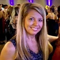 Angie Ogle's Instagram, Twitter & Facebook