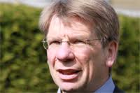 Menschenrechte in der katholischen Kirche:<br />Theologe Prof. Michael  Böhnke ist Mit-Organisator einer Tagung in Rom