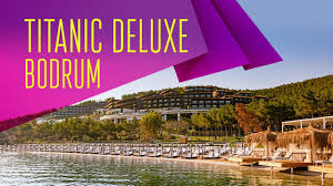 Titanic deluxe bodrum, türkiye'nin en önemli tatil destinasyonlarından biri kabul edilen bodrum'da, ege'nin en güzel koylarından güvercinlik'te yer almaktadır. Titanic Deluxe Bodrum Jolly Tur Youtube