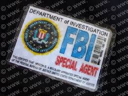 Obwohl das fbi und andere cybersicherheitsbehörden den opfern dringend davon abraten, ein lösegeld zu zahlen, um ihre daten zurückzuerlangen, gibt etwa ein viertel aller opfer trotzdem nach. Film Ausweis Id Card Fbi Special Agent Www Shoppen Fuer Sammler De