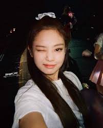 Jennie Gadis Korea Wanita Seni