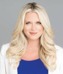 Wendi Summers's Instagram, Twitter & Facebook