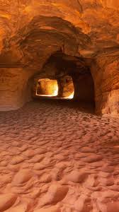 Exploring Moqui Caverns in Kanab, Utah