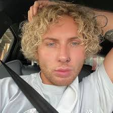 Jack Vickers (JackVickersHairMakeupArtist)