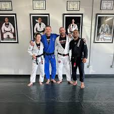 This week we received the black belt @edison.teixeira.16 , who shared his  knowledge with our team, he is European champion, South American champion,  ibjjf multi-champion, we from @guethobjjtexas thank you for your