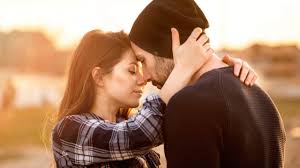 4 Places A Woman Likes To Be Kissed Most, According To Research | Apollonia  Ponti | YourTango