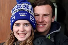 AFL grand final parade draws Richmond and GWS fans to Melbourne streets