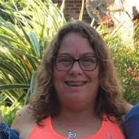 Roslyn Boone's Instagram, Twitter & Facebook