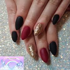 Black And Red Acrylic Nails Square Matte Black And Red With Gold Nails Black Gold Nails Red And Gold Nails Gold Nails