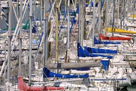 Le Gouvernement Impose Une Taxe A Tous Les Bateaux Habitables Bateaux Bateau Bateaux De Plaisance