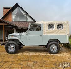 our fresh nut bolt restored 1971 toyota landcruiser fj43 grey see related pics for this car fjco1971grey and hi res shots at www autos y motos toyota autos