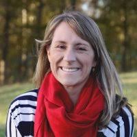 Leah Ross Henry (@LeahRossHenry)