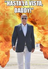 Cum a ironizat Facebook-ul fotografiile lui Klaus Iohannis. Cele mai amuzante imagini "TOP GUN"