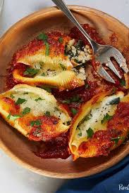 Serve with a piece of crusty bread to soak up the sauce. Pin On Slow Cooker