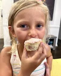 Kasey Kakes (@kakeskasey) • Instagram photos and videos