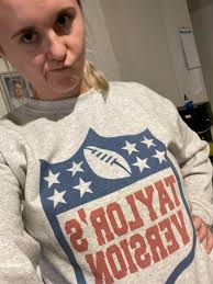 Christmas laundry service with nice folding