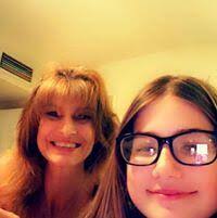 Michelle Karis's Instagram, Twitter & Facebook