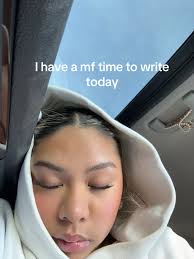 christ-tine (@that0nefilipinogirl)