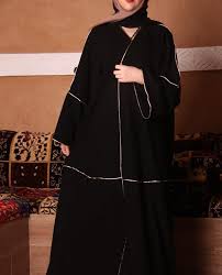 عبايات مطرزة للسهرات والمناسبات | مجلة الجميلة