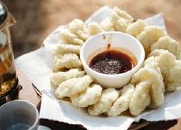 Selain untuk cemilan sederhana,telur crispy ini juga nikmat disajikan dengan nasi hangat loh bunda,bisa untuk bekal si kecil ke sekolah. Pilihan 9 Camilan Lezat Yang Simpel Dan Mudah Dibuat