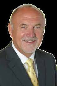 Daniel Rumbold's Instagram, Twitter & Facebook