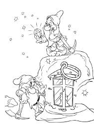 Use the dark color to deepen the crescent download a free coloring page illustrated by marie browning and put your new gem drawing skills to. Parentune Free Printable Snow White Coloring Pages Snow White Coloring Pictures For Preschoolers Kids