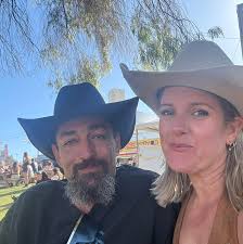 Connecting solar panels in parallel or series for a caravan setup