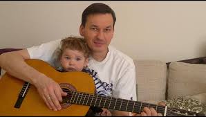 Check spelling or type a new query. Dzien Ojca Morawiecki Pokazal Zdjecie Z Corka I Gitara Trzaskowski Wspomina Ojca Nie Ma Go Juz 23 Lata Polityka Wiadomosci Gazeta Pl