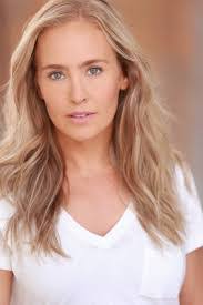 Kelly Potter's Instagram, Twitter & Facebook