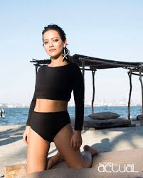 She is married to juan pedro san. Natalia Reyes La Revista Actual December 2019 In 2020 High Waisted Bikini Celebrities Swimsuits