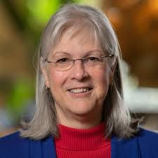 Kari Schmidt's Instagram, Twitter & Facebook