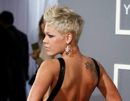 langer pony hinten kurz http stylehaare info 178 langer pony hinten kurz html trends2017 fri styling kurzes haar kurze haare frauen kurze haare mit pony