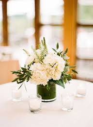 Simple Elegant White Green Cocktail Table Flowers Chalkhillestate Fleursdef Simple Wedding Flowers Flower Centerpieces Wedding Wedding Floral Centerpieces