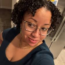 Yes Laura. And Dick. They shared a housekeeper in Alexandria, VA when my  Uncle Russ and Aunt Camryn were still married. And YES this is the United  States of America where we