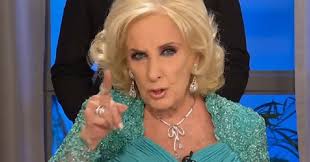 "Se fue del estudio": Mirtha Legrand habló del episodio que paralizó a su  ciclo ESPECTÁCULO El Intransigente