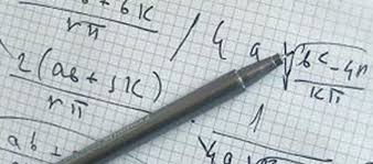 A continuación encontrarás 5 claves que te ayudarán a diferenciar la psicosis y la esquizofrenia. Un Modelo Matematico Predice La Esquizofrenia En El Primer Brote Psicotico Cibersam
